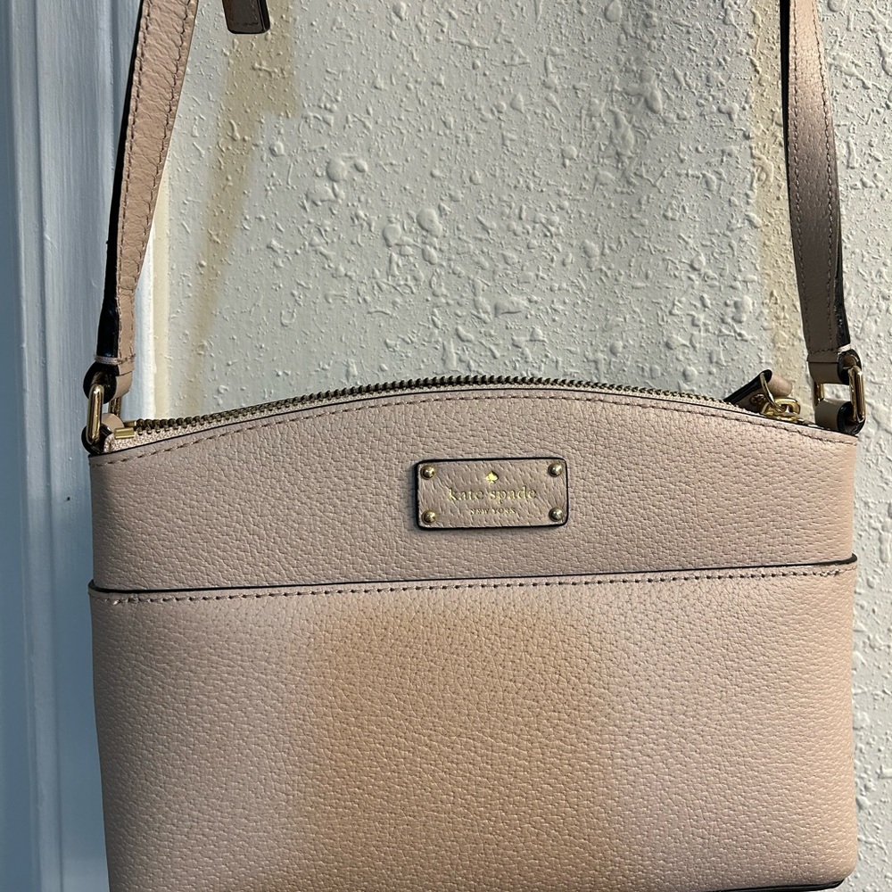 Kate Spade Light Tan Crossbody Bag